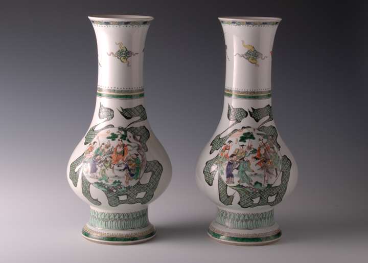 Auspicious Vases